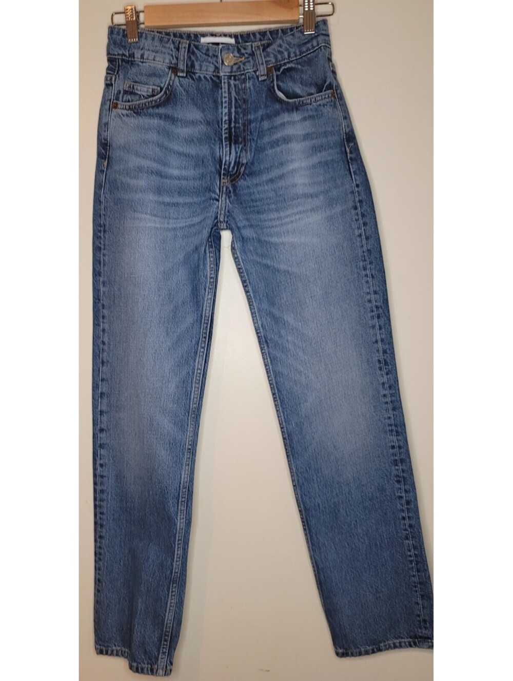 Zara Denim Jeans Size US 2 / EUR 34 - Classic Blue Straight Leg Jeans
